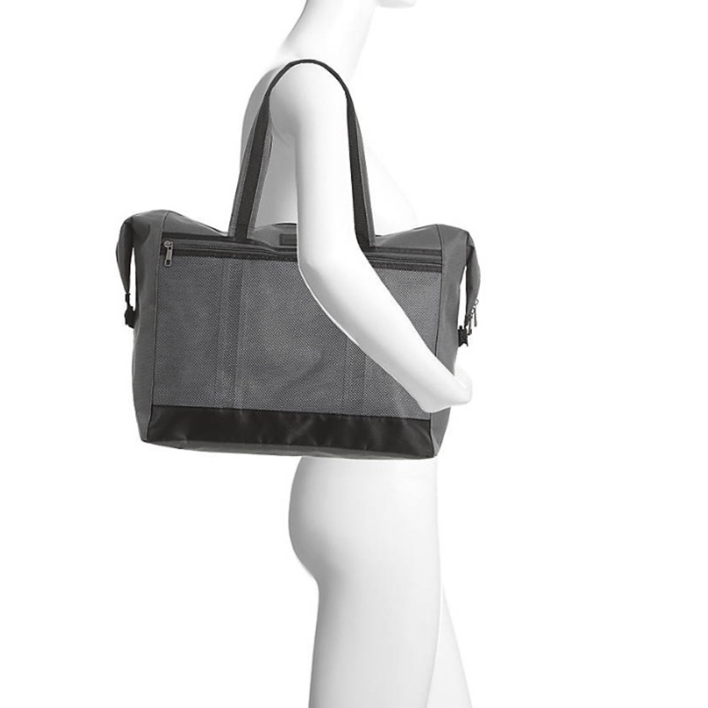 Puma Duffle - Picture 3 of 6